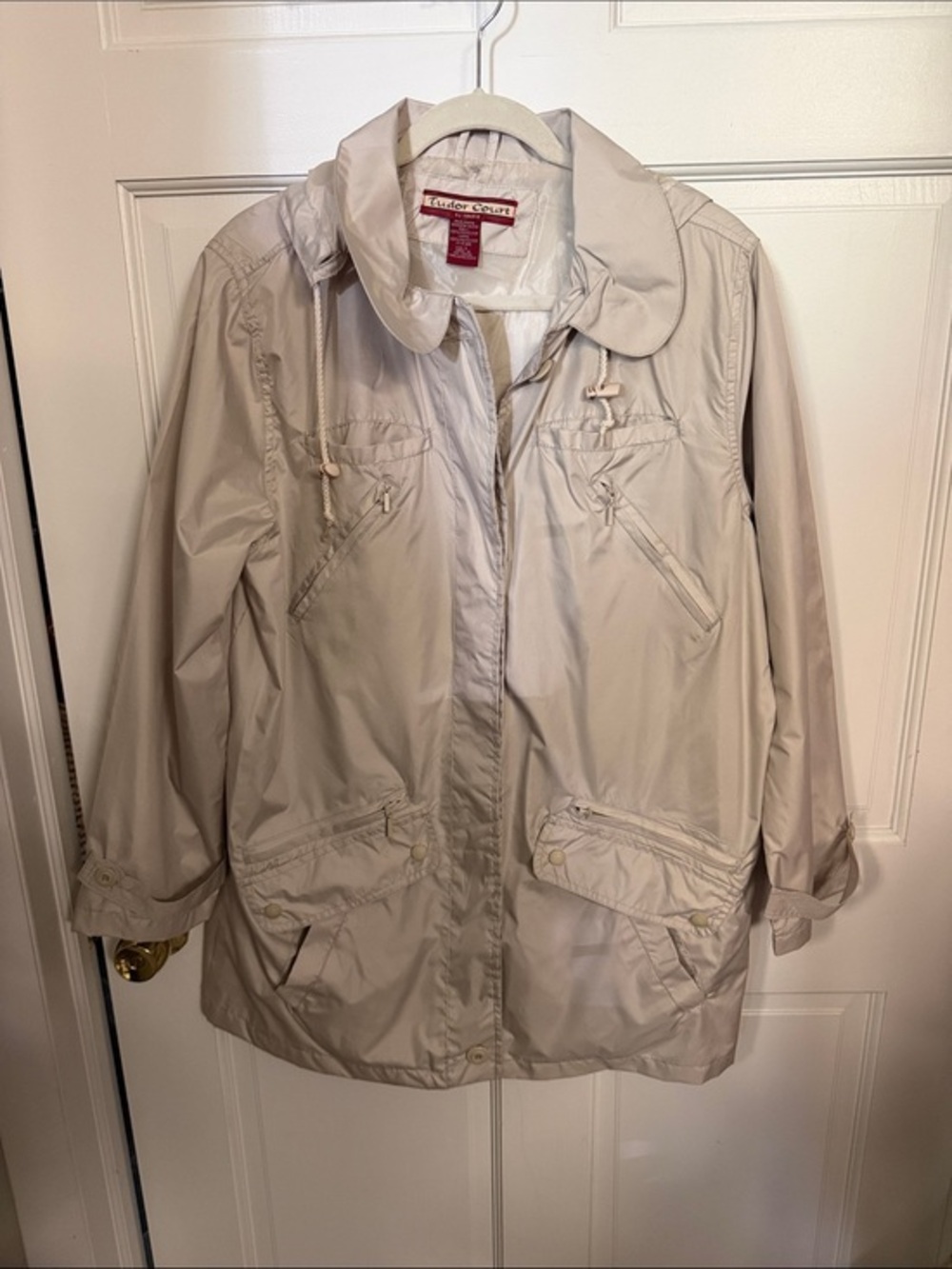 Tudor court Beige Utility Jacket with Hood missing one pull picture shown